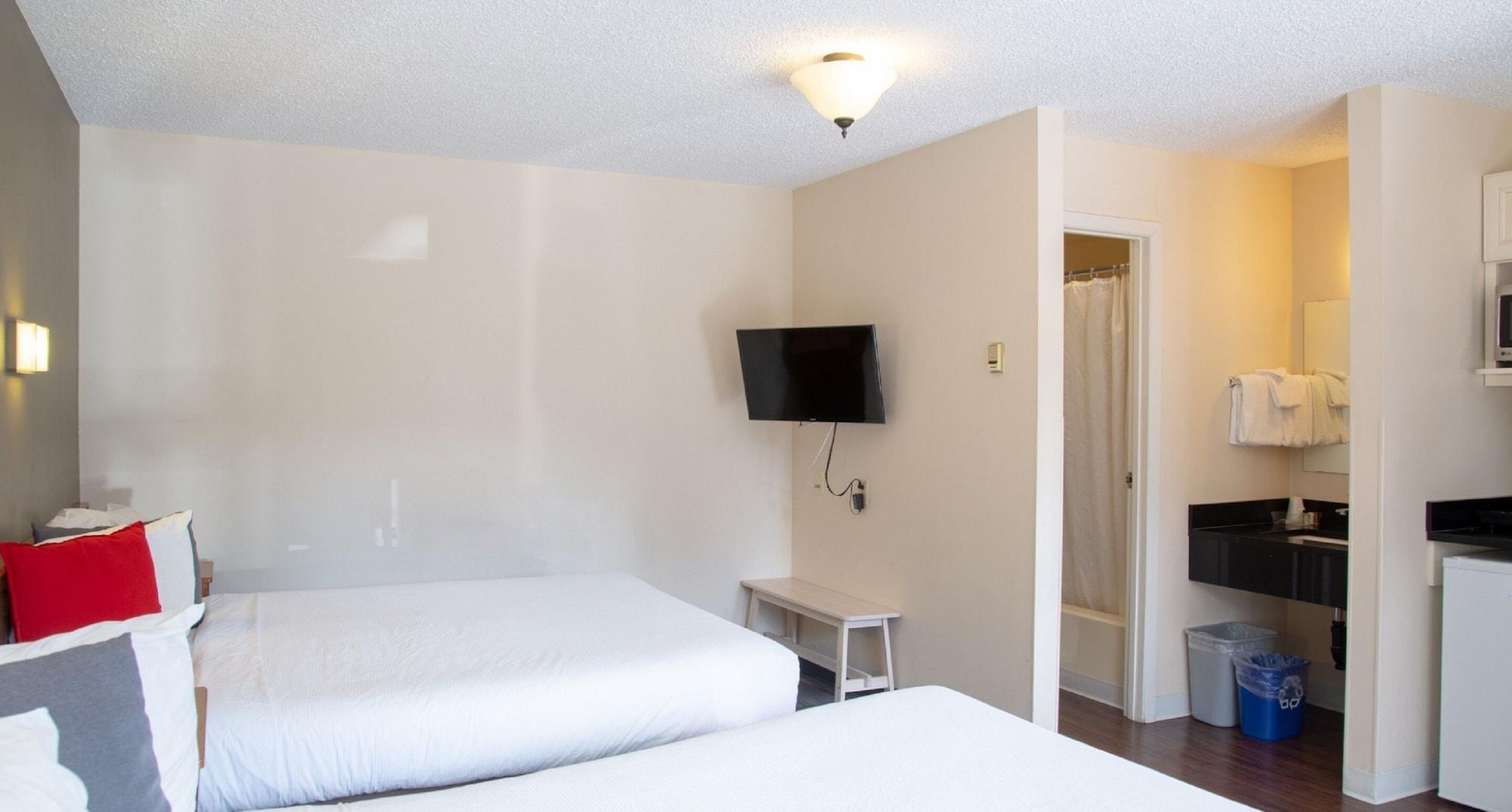 Rundle Mountain Lodge Canmore Ngoại thất bức ảnh